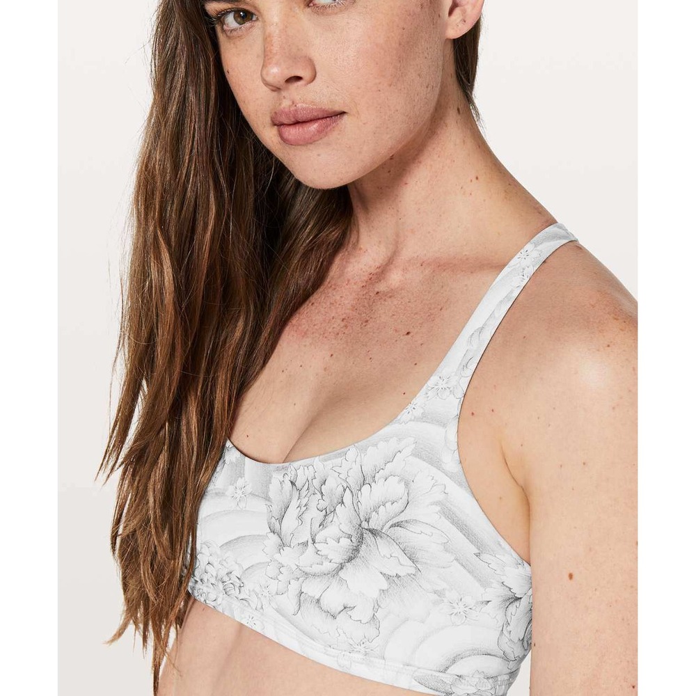 Lululemon Free To Be Wild Bra Mini Twine White Multi Womens 4 Gray Strappy